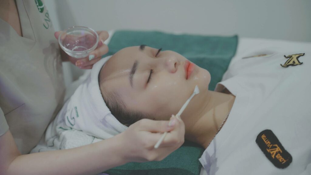 Đắp mặt nạ